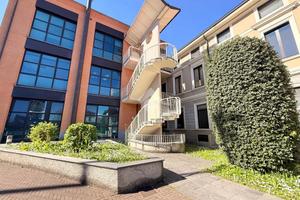UFFICIO A BRUGHERIO