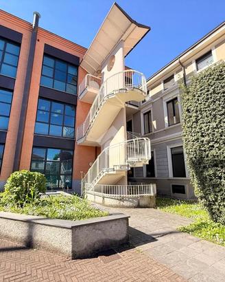 UFFICIO A BRUGHERIO