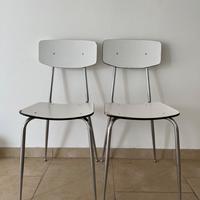 Due sedie vintage anni 60 in formica