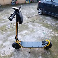 monopattino ducati scrambler 