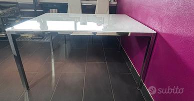 Tavolo vetro