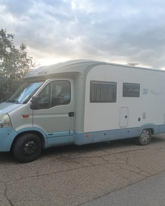 camper Bustner 