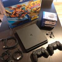PLAYSTATION 4 SLIM + 2 JOYPAD + 9 GIOCHI