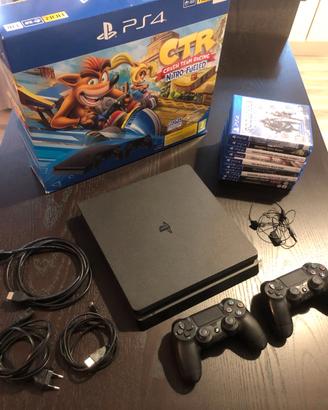 PLAYSTATION 4 SLIM + 2 JOYPAD + 9 GIOCHI