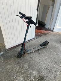 Monopatino Ducati