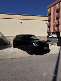 Mini 1.5 diesel 95 cv