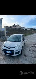Fiat panda 1.2 gpl di serie