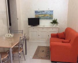 CENTRALISSIMO arredato, 1° piano, clima, balcone