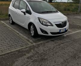 OPEL Meriva 2012 Neopatentati