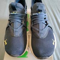 Scarpe marca Puma di colore blu misura 39.