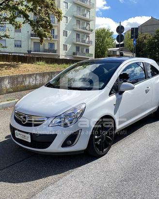 OPEL Corsa 1.4 16V 3 porte b-color