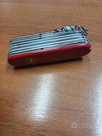 Victorinox Swisschamp