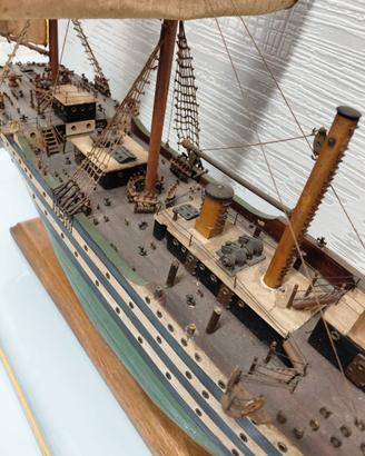 modellino amerigo vespucci