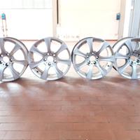 4 cerchi in lega sdoppiati 8x18 e 9x18 bmw e60/61