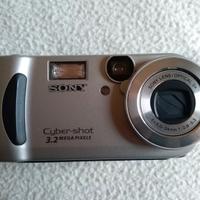 Fotocamera digitale Sony Cyber-shot DSC-P71
