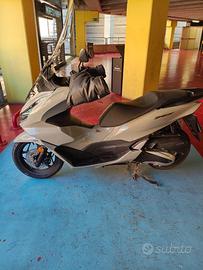 Honda moto scooter 125