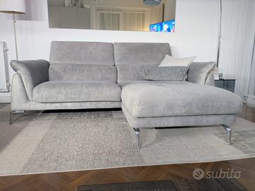 Divano 3 posti a marchio Poltrone & Sofa.