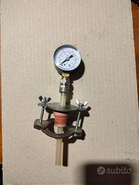 Strumento misura la pressione di birra e spumante