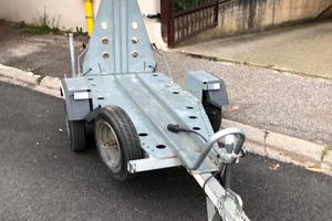 Carrello rimorchio portamoto