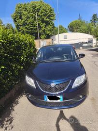Ypsilon 1.2 benzina 