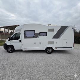 camper semintegrale adria 