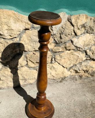 Colonna tornita in legno
