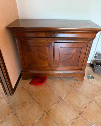 Mobile credenza