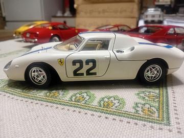 Ferrari 250 Le Mans Burago scala 1/24