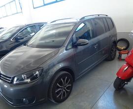 Volkswagen Touran 1.6 TDI DSG Comfortline - 7 Post