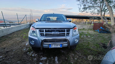 Isuzu Dmax