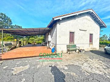 Casa singola immersa nel verde a Linguaglossa (CT)