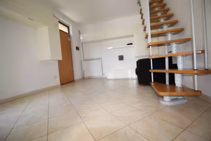 Appartamento di 103 m² con 3 locali e box auto a C