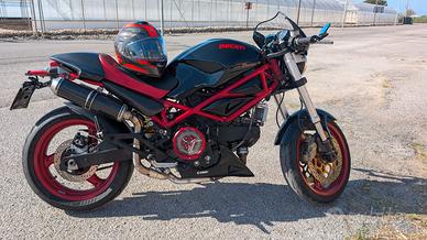 Ducati monster 695 
