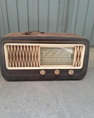 Radio vintage a valvole