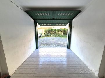 AUTORIMESSA A MONTECCHIO EMILIA