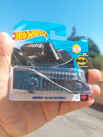 hotwheels Batmobile con corazza