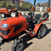 TRATTORINO KUBOTA JB11 DT CON FRESA SOLO 260 ORE