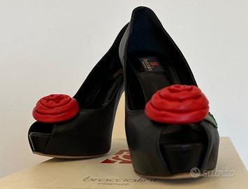 Scarpe braccialini. NUOVE