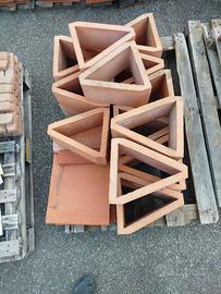 Elementi decorativi in laterizio