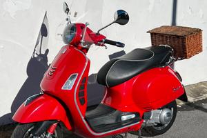 Vespa 300 gts ie