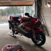 Yamaha YZF R1 - 2000