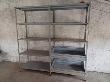 scaffalatura in acciaio 