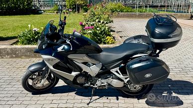HONDA CROSSRUNNER 800cc.