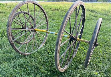 Ruote per carrozza da collezione inizi XX secolo