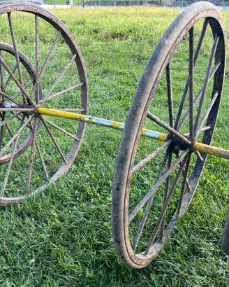 Ruote per carrozza da collezione inizi XX secolo