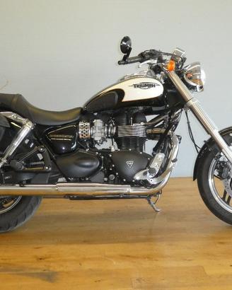TRIUMPH Speedmaster 865