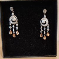 Orecchini con pendenti