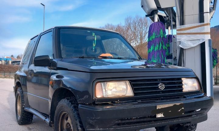 SUZUKI Vitara (2015) - 1988