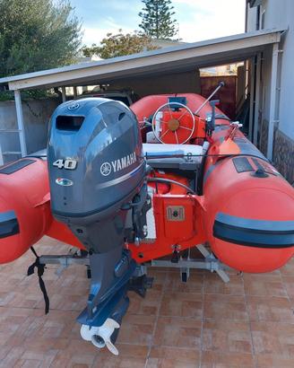 Gommone motore e carrello omologato