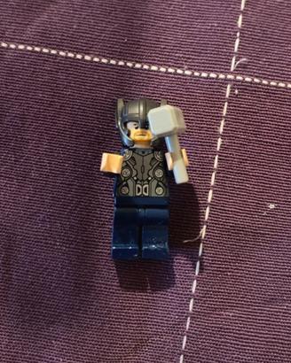 Lego Thor minifigure